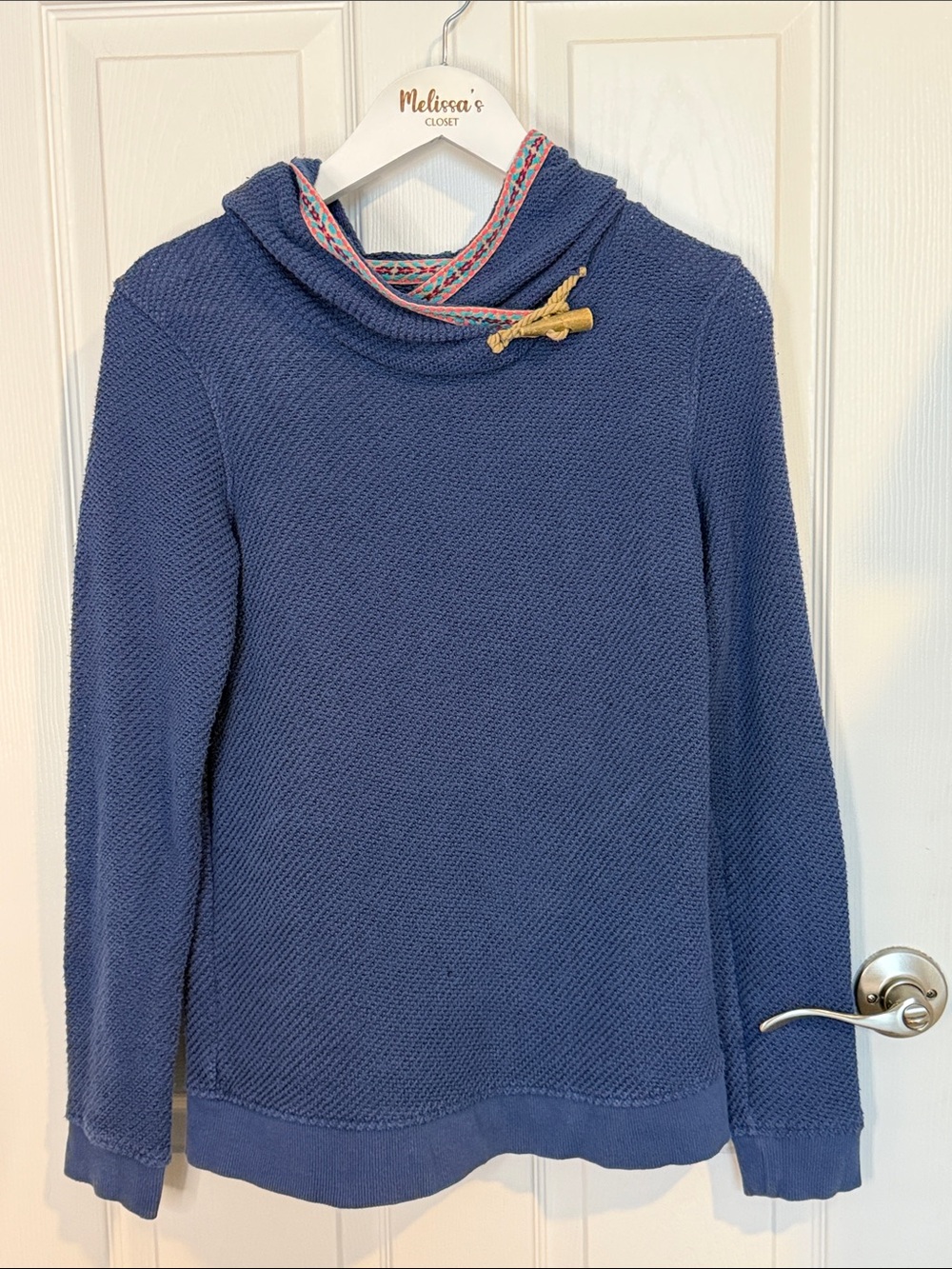 Roxy Boho Waffle Knit Pullover sweater with hoodie.  Blue Toggle Accent